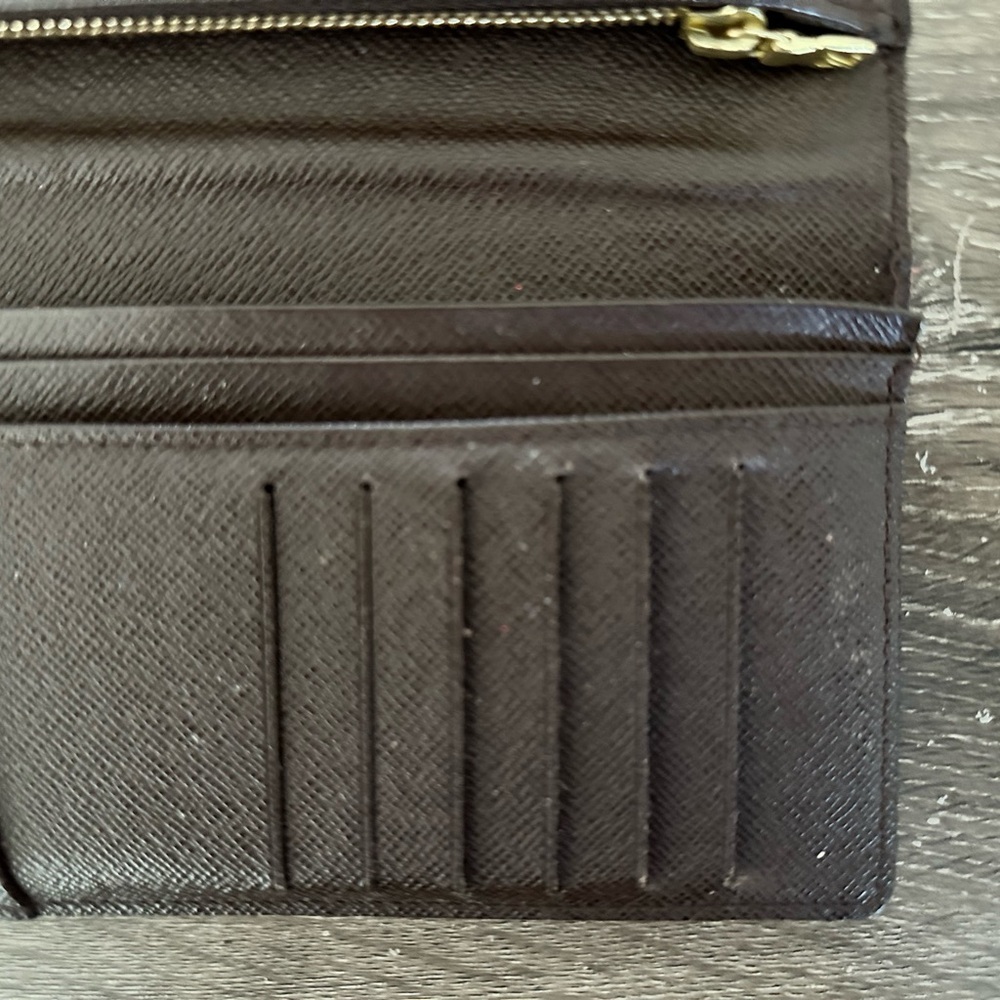 Louis Vuitton Brown Checkered Wallet - Picture 4 of 7